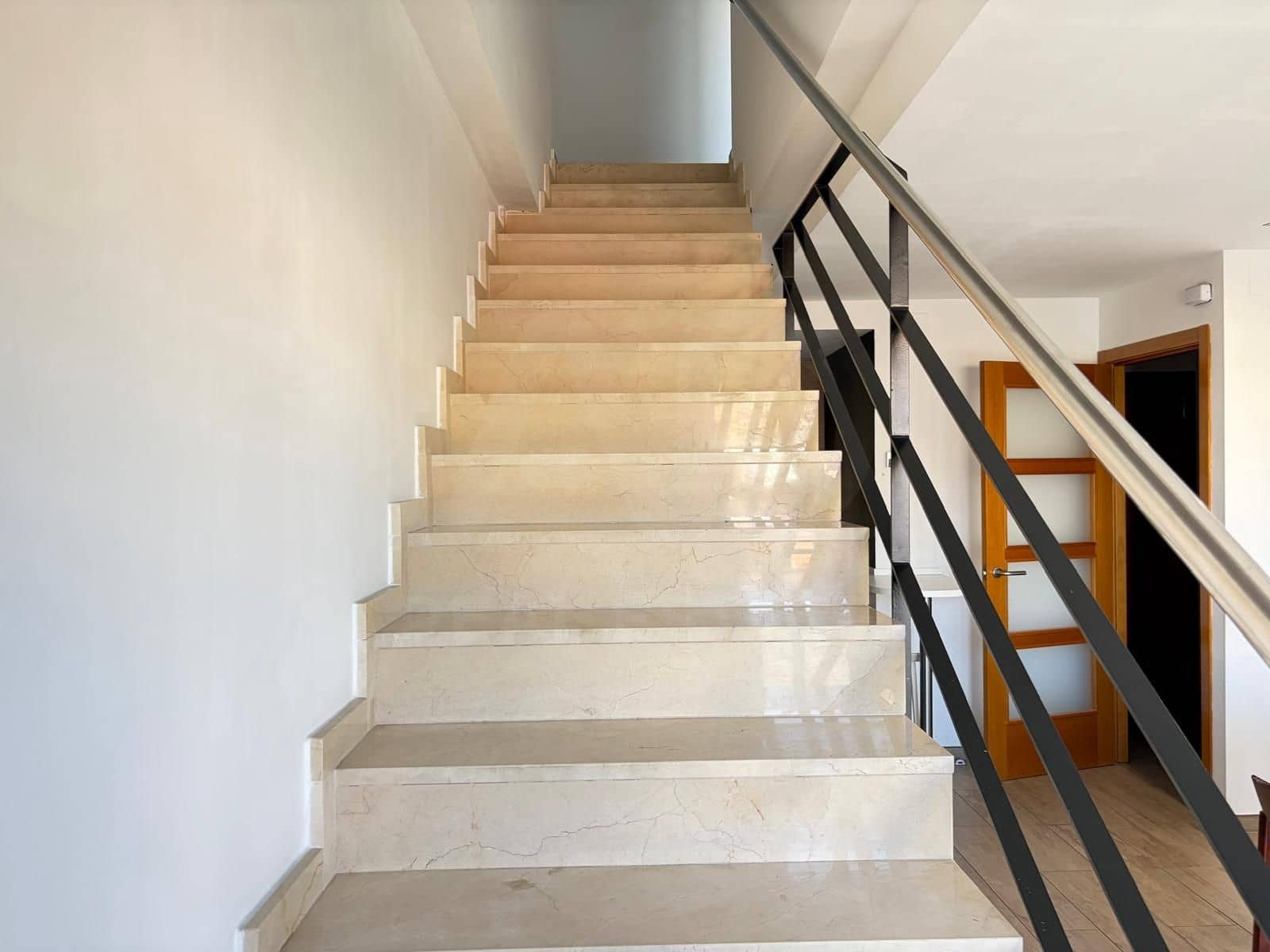 2 bedroom Apartment for sale in Terrassa with garage - € 249,000 (Ref: 10077060)
