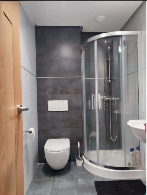4 chambre Villa/Maison Mitoyenne à vendre à Laguna de Duero avec garage - 385 000 € (Ref: 10077062)