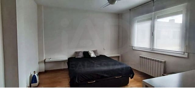 4 camera da letto Villetta a Schiera in vendita in Laguna de Duero con garage - 385.000 € (Rif: 10077062)