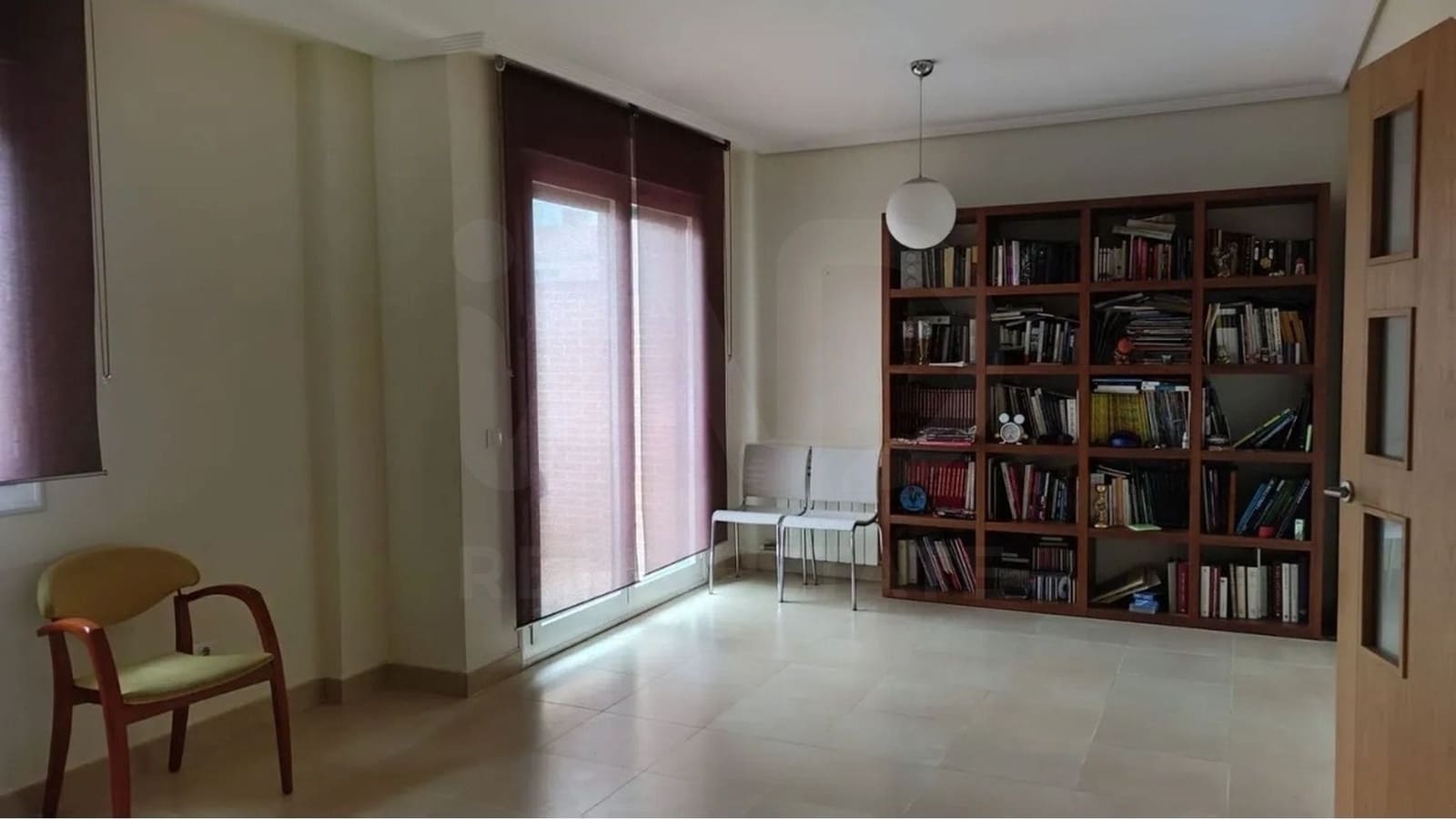 4 chambre Villa/Maison Mitoyenne à vendre à Laguna de Duero avec garage - 385 000 € (Ref: 10077062)