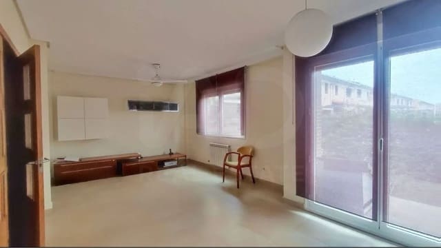 4 camera da letto Villetta a Schiera in vendita in Laguna de Duero con garage - 385.000 € (Rif: 10077062)