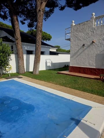 3 bedroom Villa for sale in Chiclana de la Frontera with pool - € 299,500 (Ref: 10077067)