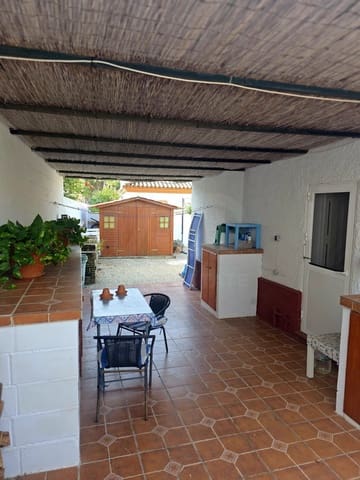 3 bedroom Villa for sale in Chiclana de la Frontera with pool - € 299,500 (Ref: 10077067)