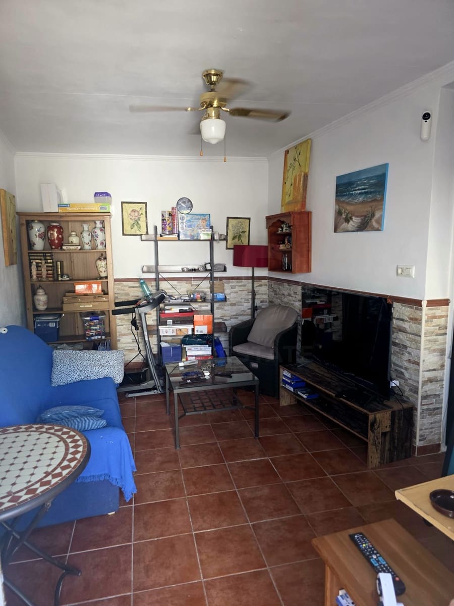 3 bedroom Villa for sale in Chiclana de la Frontera with pool - € 299,500 (Ref: 10077067)