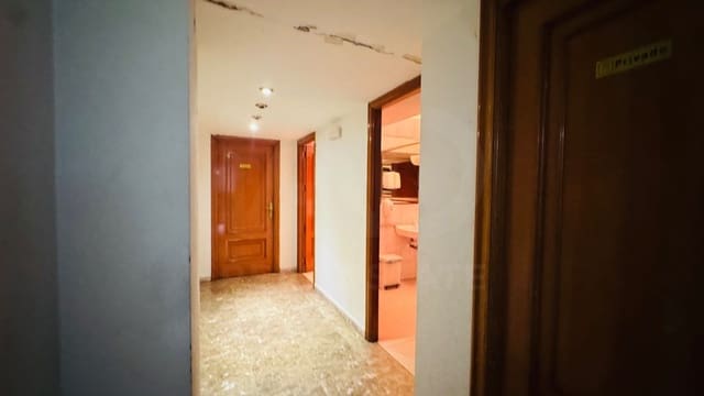 7 soveværelse Erhverv til salg i Talavera de la Reina - € 312.100 (Ref: 10077077)