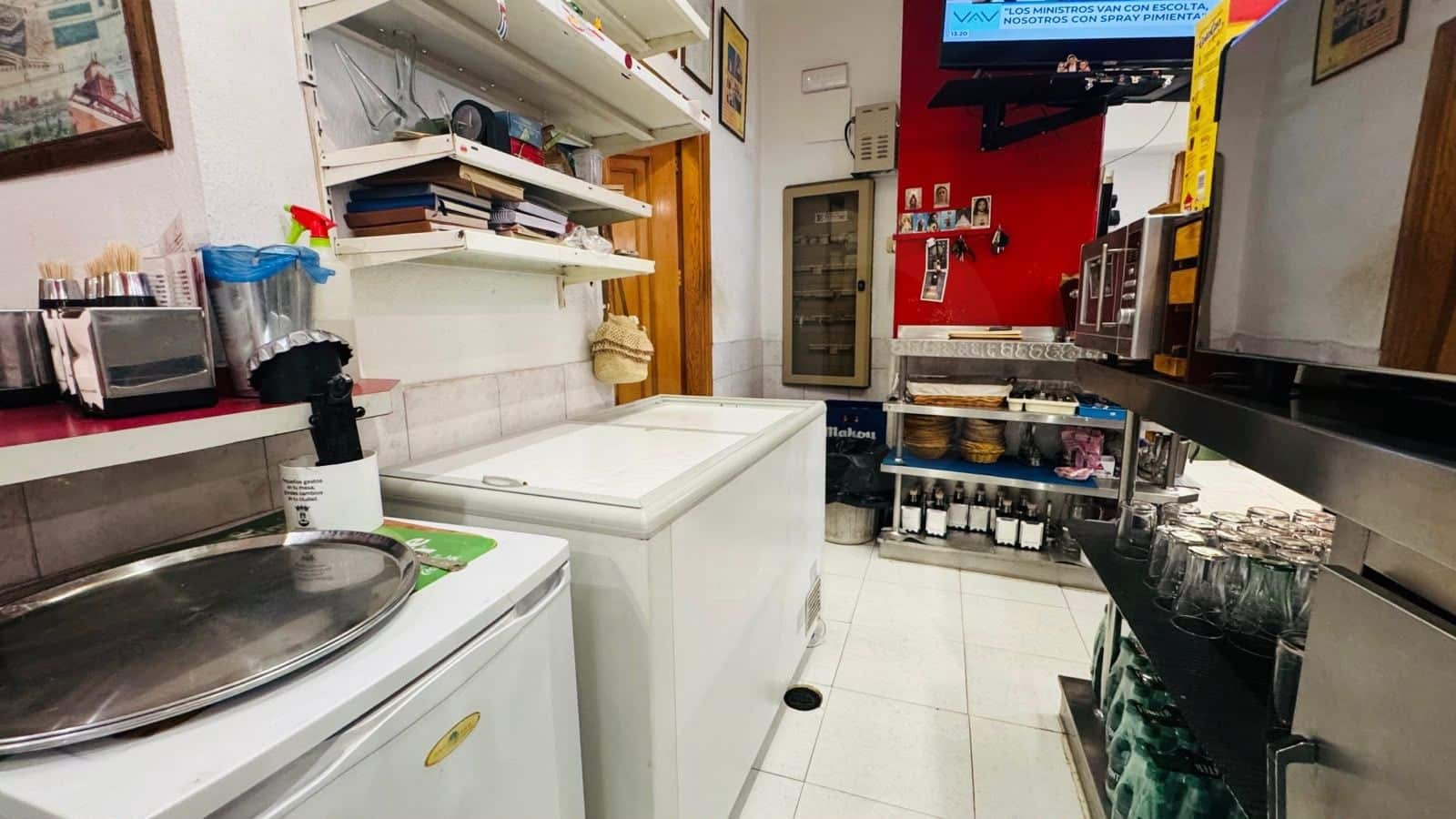 7 bedroom Commercial for sale in Talavera de la Reina - € 312,100 (Ref: 10077077)