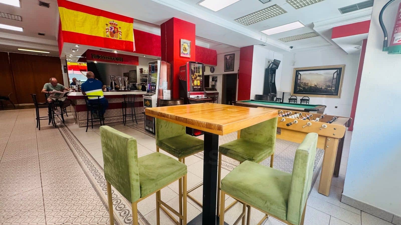 7 bedroom Commercial for sale in Talavera de la Reina - € 312,100 (Ref: 10077077)
