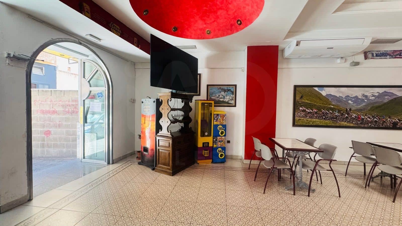 7 bedroom Commercial for sale in Talavera de la Reina - € 312,100 (Ref: 10077077)