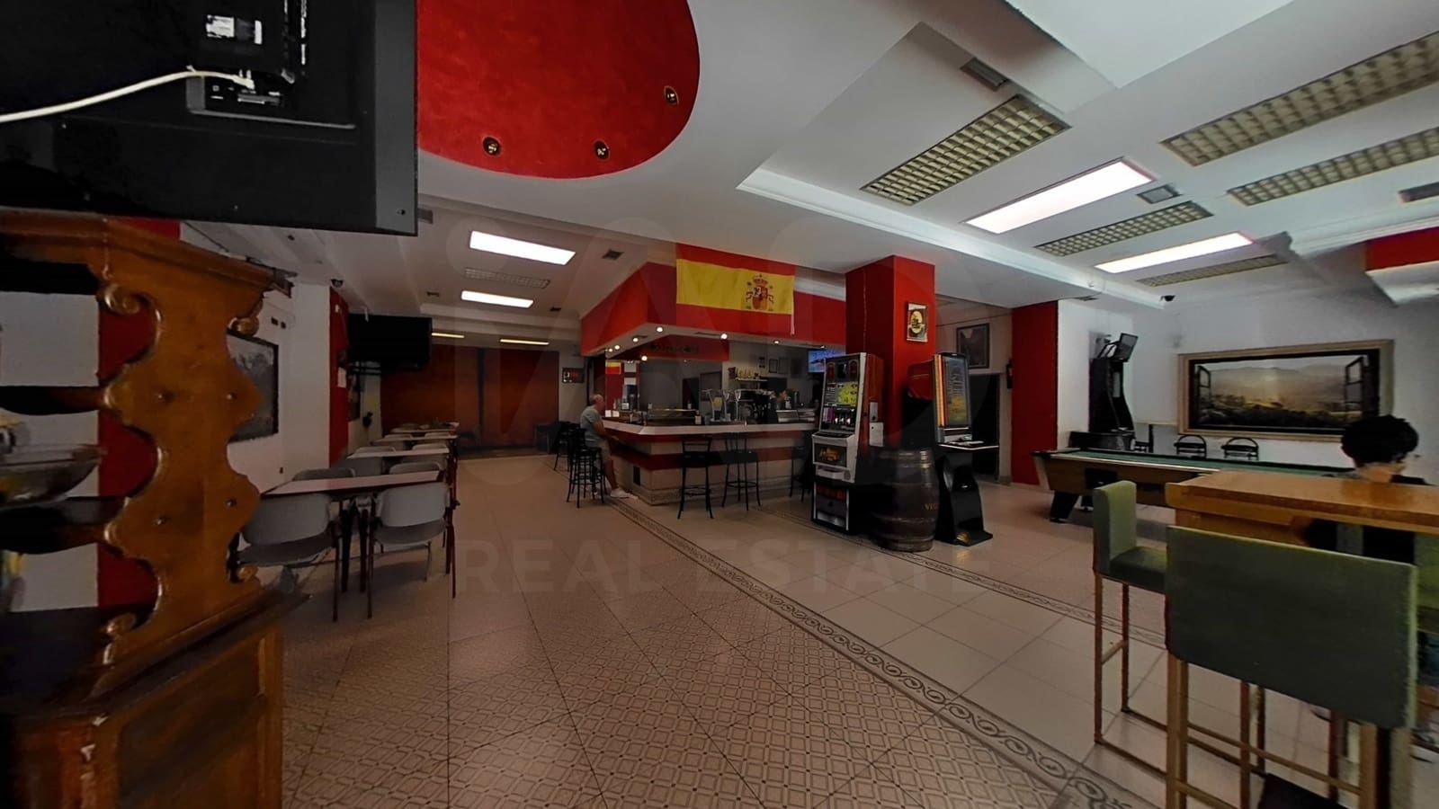 7 bedroom Commercial for sale in Talavera de la Reina - € 312,100 (Ref: 10077077)