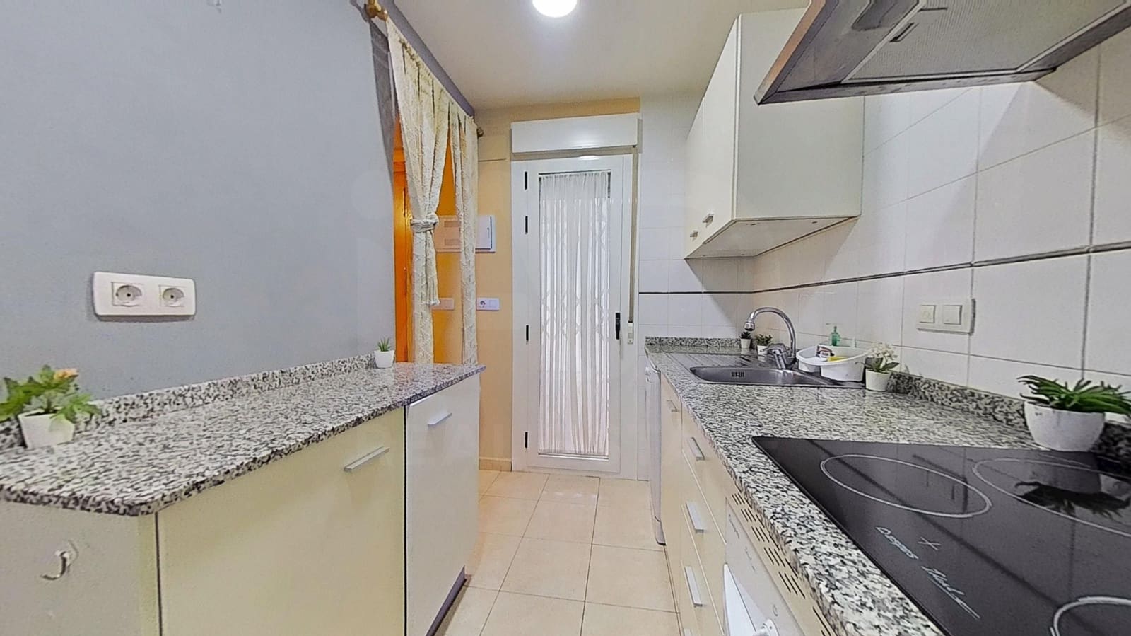 2 Zimmer Haus zu verkaufen in Oropesa  mit Pool Garage - 169.500 € (Ref: 10077387)
