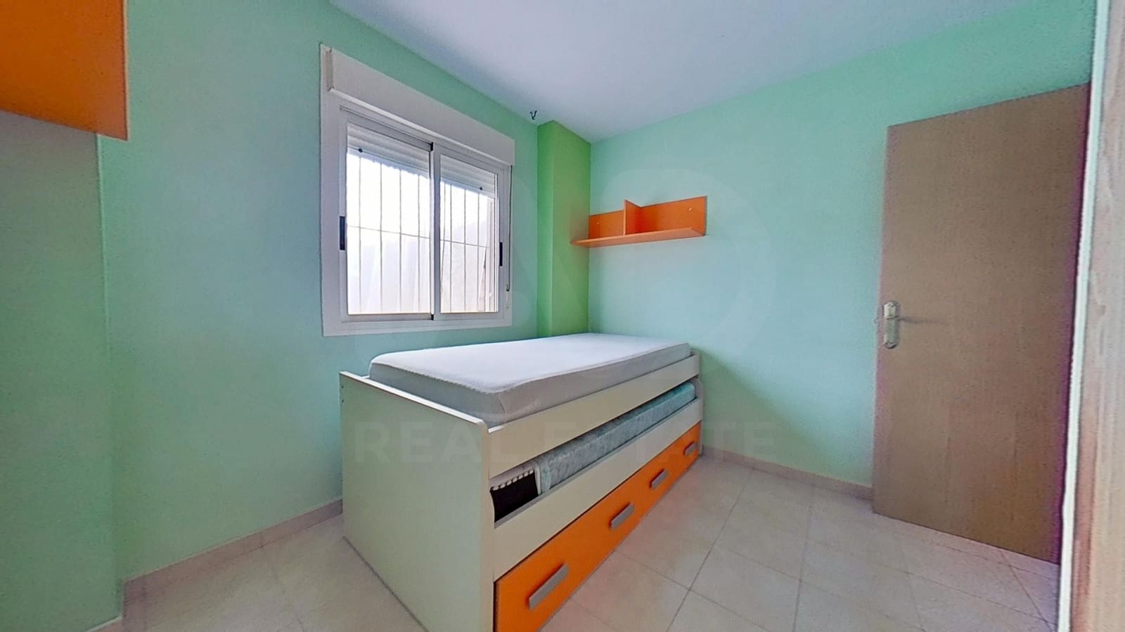 2 bedroom Townhouse for sale in Oropesa  with pool garage - € 169,500 (Ref: 10077387)
