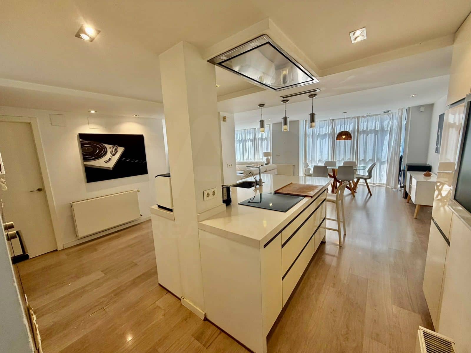 3 bedroom Apartment for sale in Alicante / Alacant city - € 579,000 (Ref: 10077390)