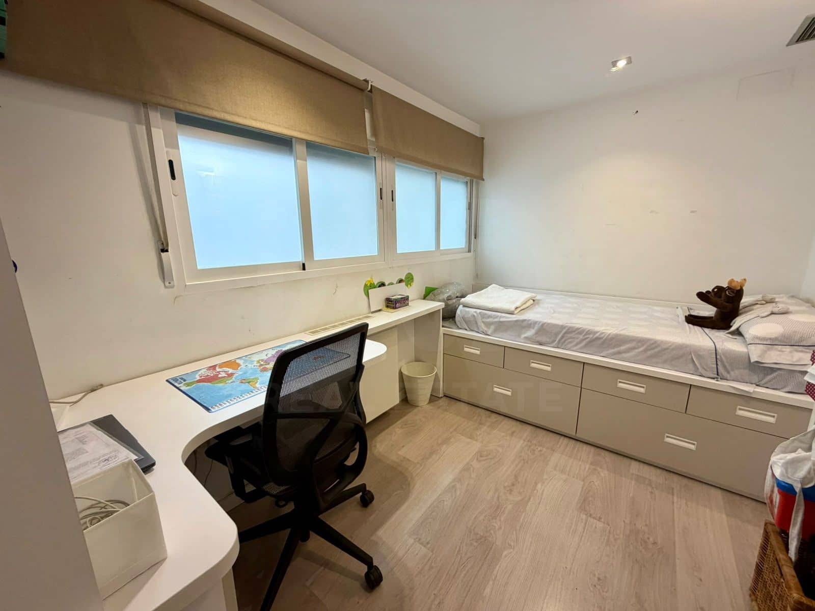 3 bedroom Apartment for sale in Alicante / Alacant city - € 579,000 (Ref: 10077390)
