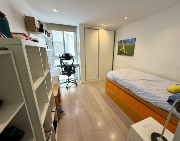 3 bedroom Apartment for sale in Ensanche - Diputacion, Alicante / Alacant city - € 579,000 (Ref: 10077390)