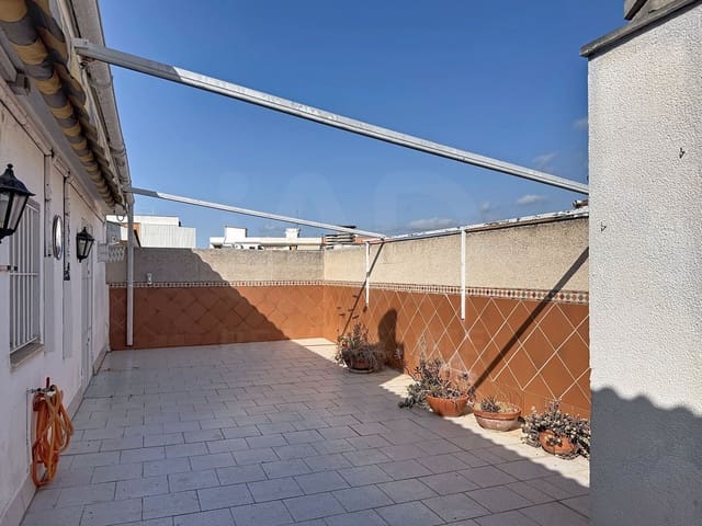 4 sovrum Takvåning till salu i Vilanova i la Geltrú - 430 000 € (Ref: 10077396)