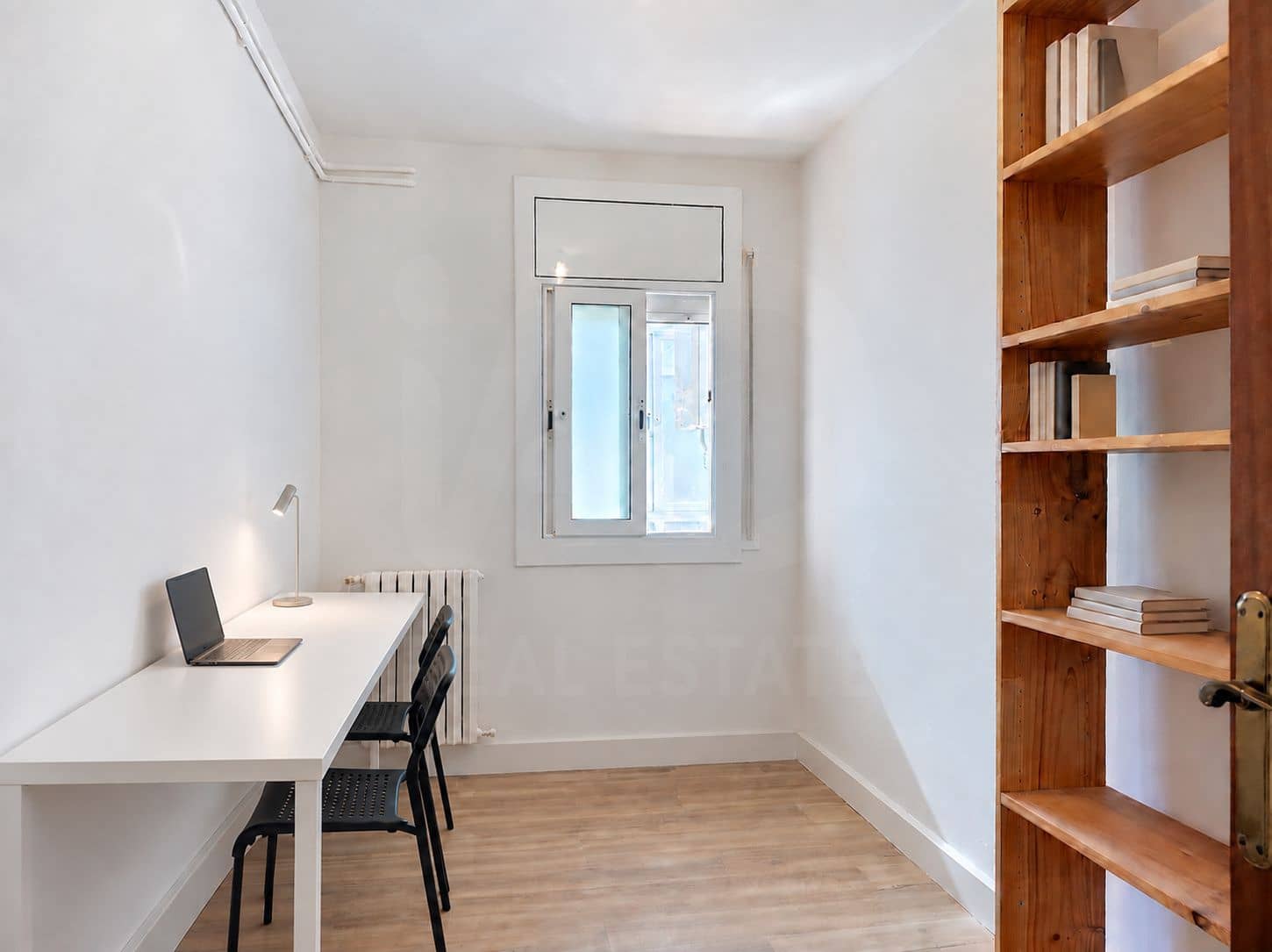 4 bedroom Penthouse for sale in Vilanova i la Geltru with garage - € 430,000 (Ref: 10077396)