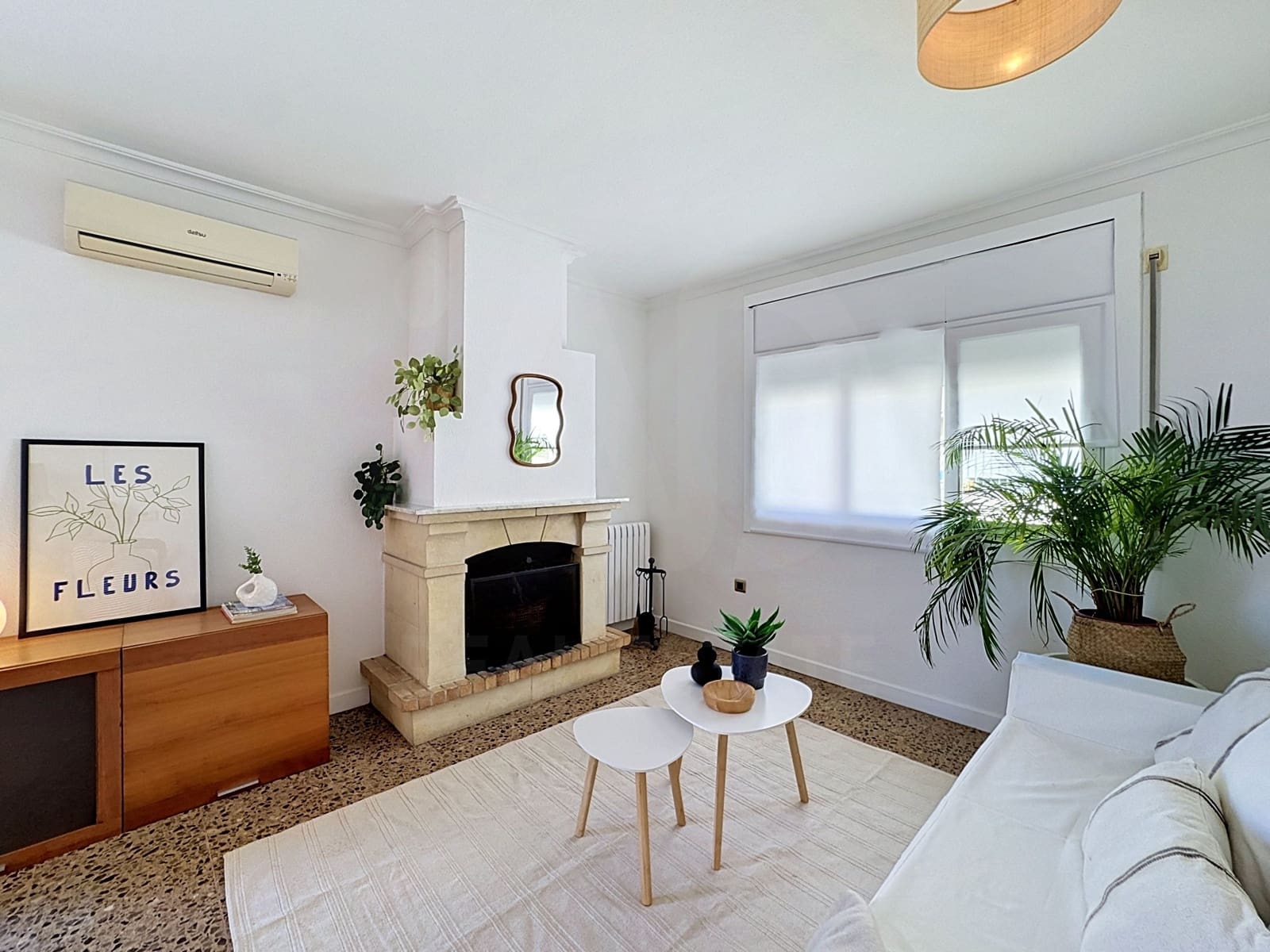 4 bedroom Penthouse for sale in Vilanova i la Geltru with garage - € 430,000 (Ref: 10077396)