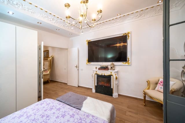 2 makuuhuone Huoneisto myytävänä paikassa El Poble Sec, Barcelona kaupunki - 369 000 € (Ref: 10077397)
