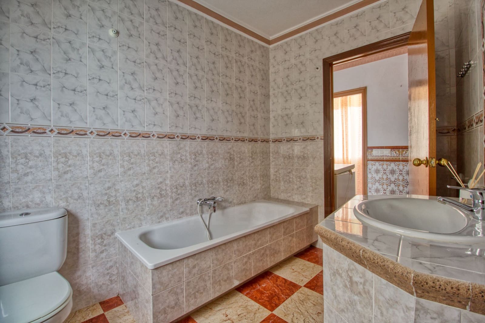 3 soverom Hus til salgs i Setenil de las Bodegas - € 115 000 (Ref: 10077402)