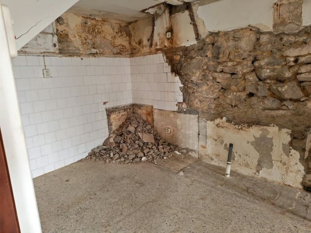 2 slaapkamer Rijtjeshuis te koop in Neda - € 115.000 (Ref: 10079986)