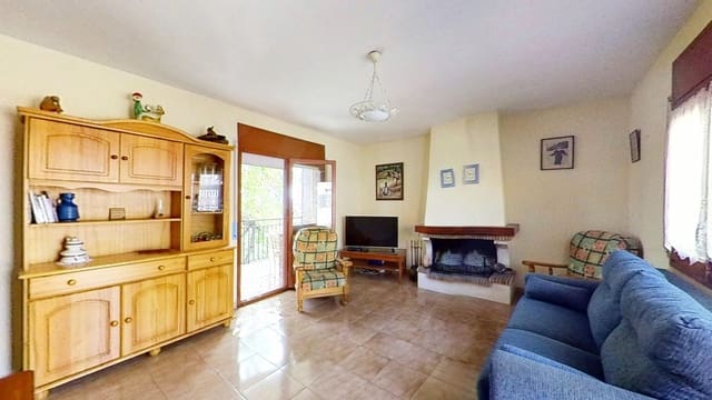 3 Zimmer Haus zu verkaufen in Albinyana mit Garage - 220.000 € (Ref: 10079987)
