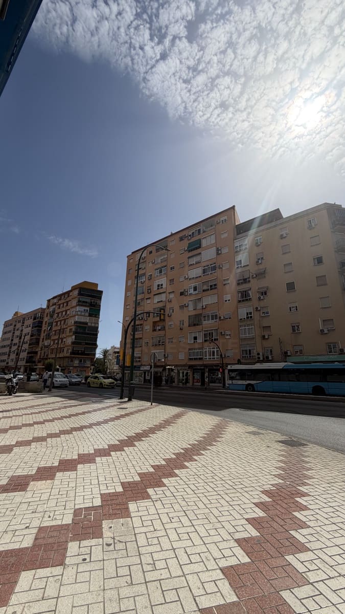 Apartamento de 3 habitaciones en Málaga ciudad en venta - 225.000 € (Ref: 10079991)
