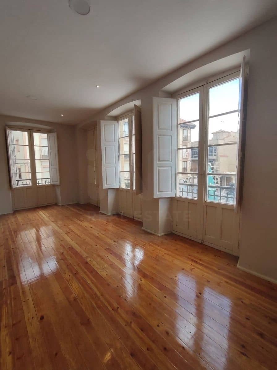 4 bedroom Apartment for sale in Astorga - € 225,000 (Ref: 10079992)