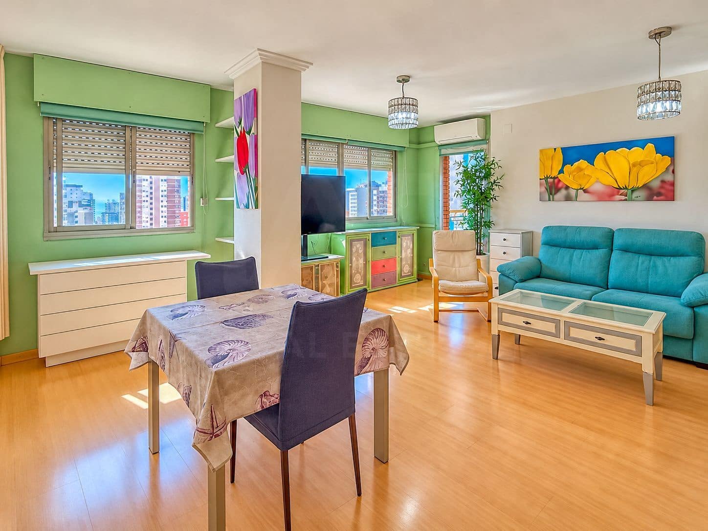 2 bedroom Penthouse for sale in Benidorm with pool garage - € 310,000 (Ref: 10079994)