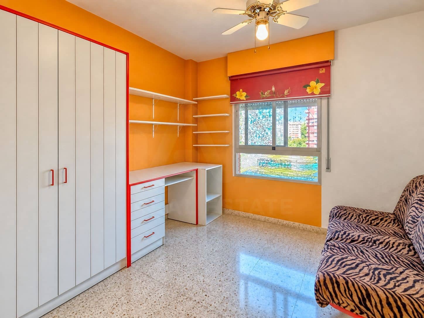 2 bedroom Penthouse for sale in Benidorm with pool garage - € 310,000 (Ref: 10079994)