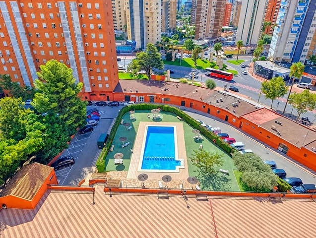 2 bedroom Penthouse for sale in Juzgados - Plaza de Toros, Benidorm with pool garage - € 310,000 (Ref: 10079994)