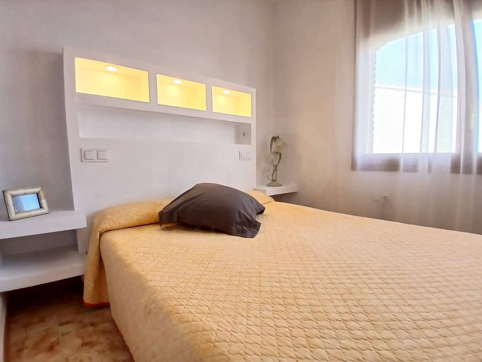 4 bedroom Villa for sale in Torredembarra with pool garage - € 285,000 (Ref: 10080007)
