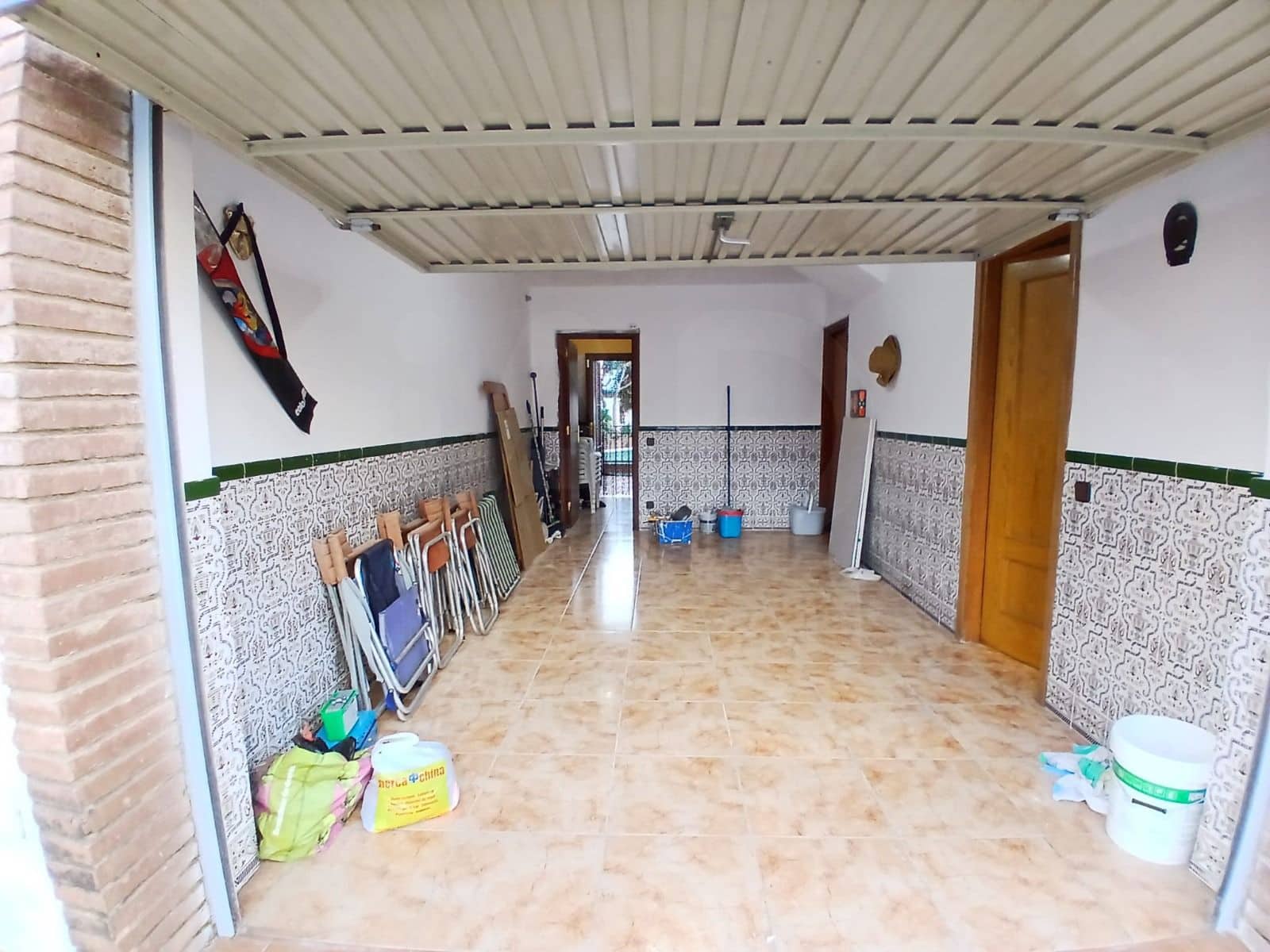 4 bedroom Villa for sale in Torredembarra with pool garage - € 285,000 (Ref: 10080007)