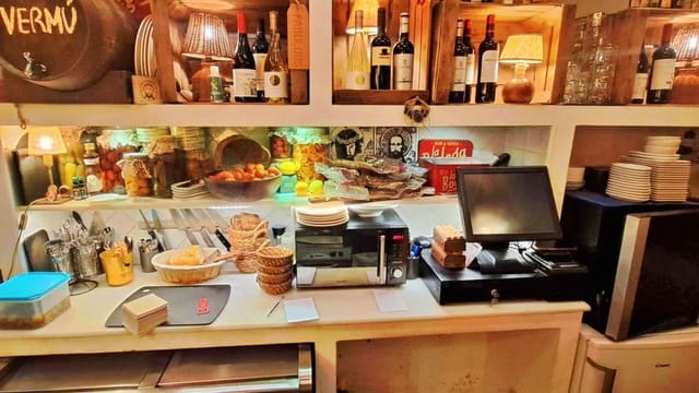 3 camera da letto Commerciale in vendita in Alicante città - 260.000 € (Rif: 10080008)