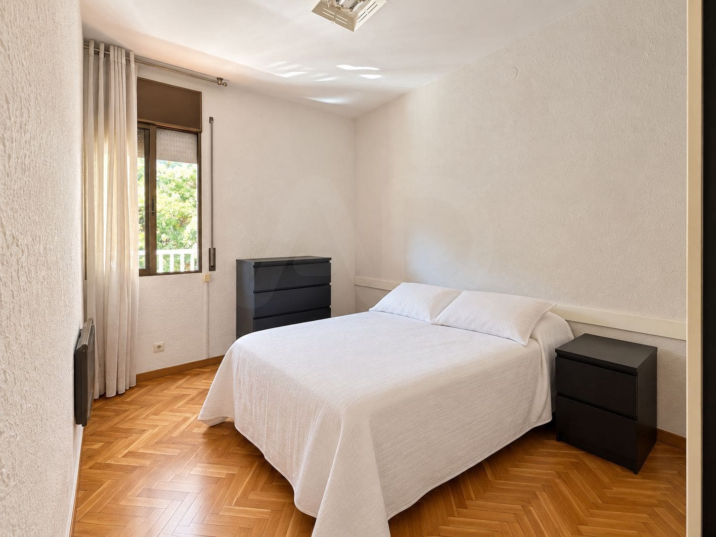 Leilighet til salgs i Barcelona by - € 329 000 (Ref: 10080281)