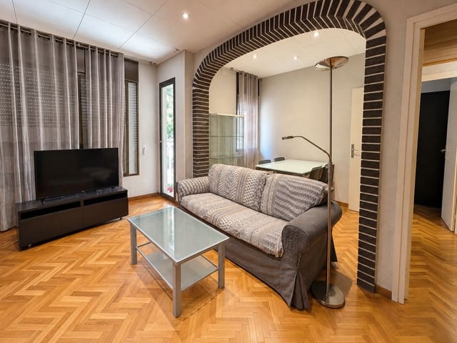 Lejlighed til salg i Sant Andreu de Palomar, Barcelona by - € 329.000 (Ref: 10080281)