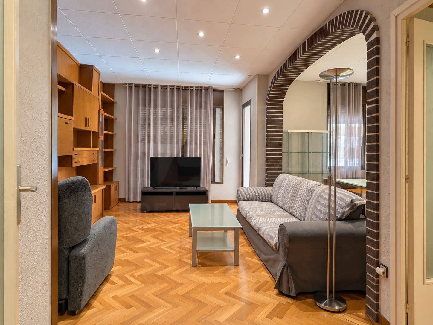 Leilighet til salgs i Barcelona by - € 329 000 (Ref: 10080281)