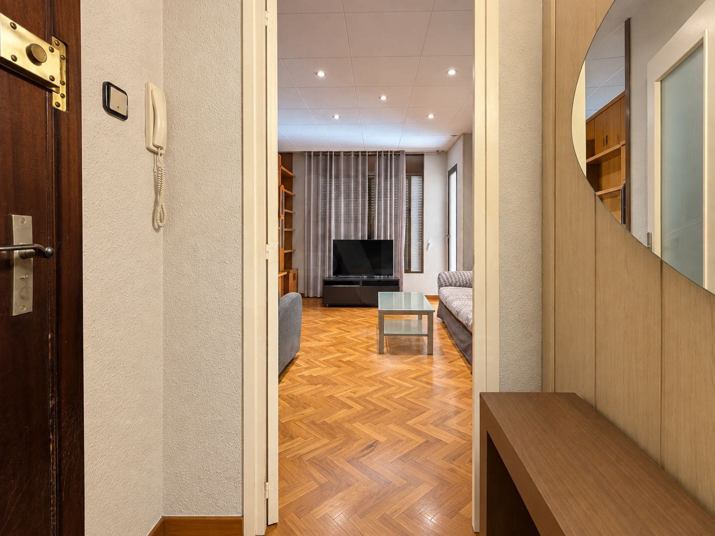 Leilighet til salgs i Barcelona by - € 329 000 (Ref: 10080281)