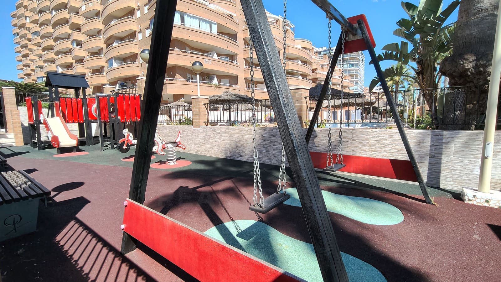 2 soveværelse Lejlighed til salg i Oropesa  med swimmingpool - € 167.500 (Ref: 10080288)