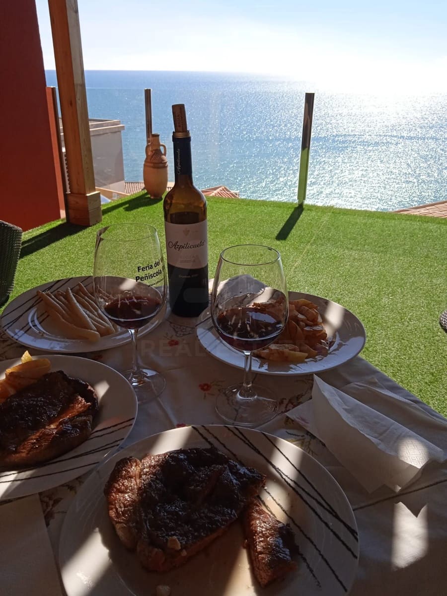 4 bedroom Villa for sale in Peniscola with garage - € 595,000 (Ref: 10080289)