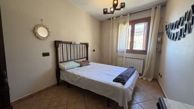 Casa de 4 habitaciones en Maials en venta con garaje - 165.000 € (Ref: 10080291)