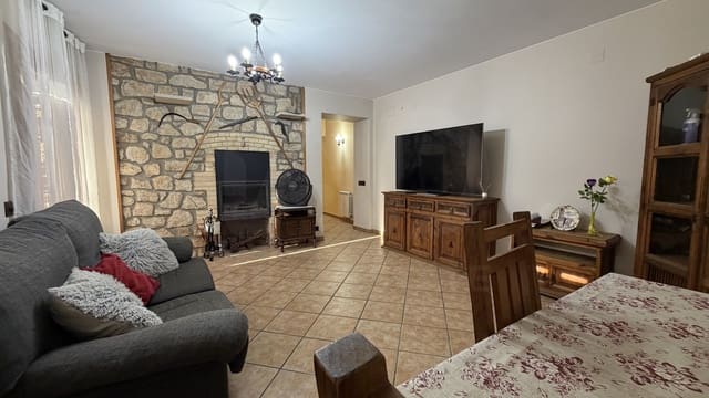 Casa de 4 habitaciones en Maials en venta con garaje - 165.000 € (Ref: 10080291)