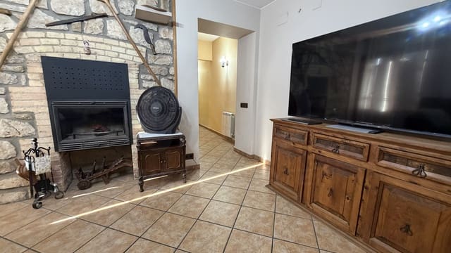 Casa de 4 habitaciones en Maials en venta con garaje - 165.000 € (Ref: 10080291)