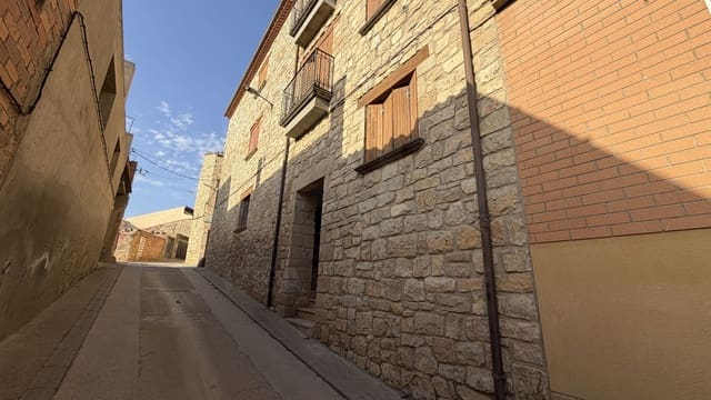 Casa de 4 habitaciones en Maials en venta con garaje - 165.000 € (Ref: 10080291)