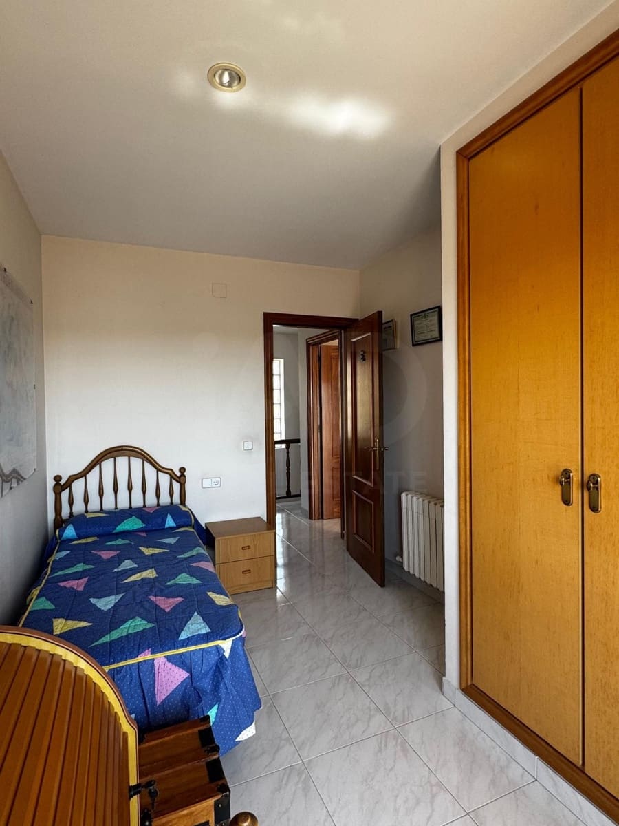 5 sypialnia Dom na sprzedaż w La Secuita z garażem - 520 000 € (Ref: 10081088)