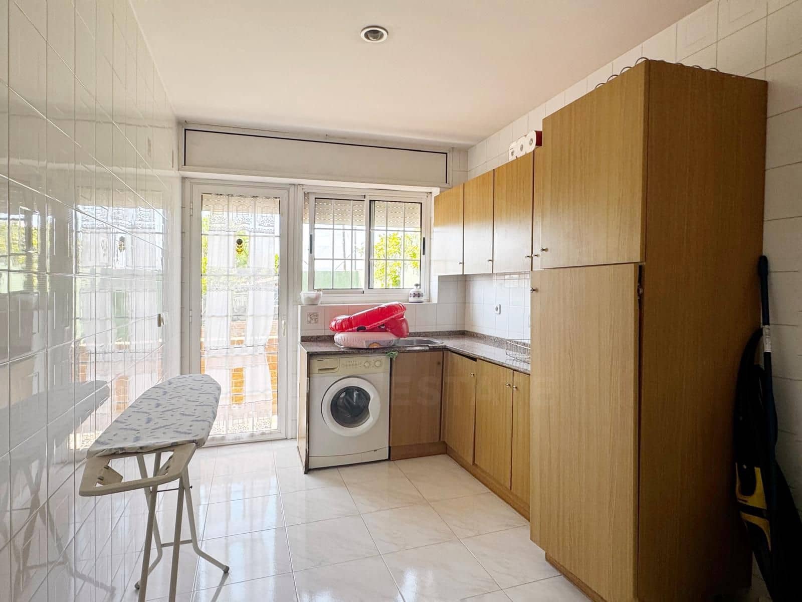5 sypialnia Dom na sprzedaż w La Secuita z garażem - 520 000 € (Ref: 10081088)