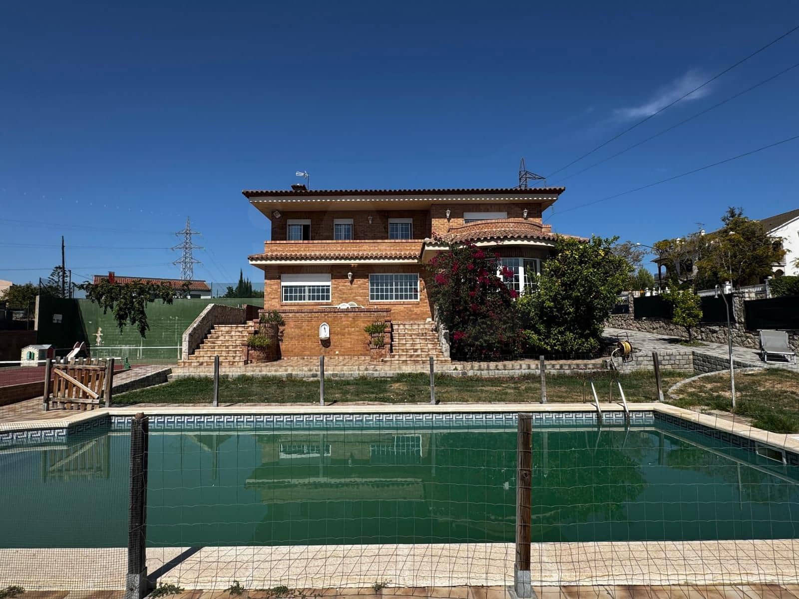 5 sypialnia Dom na sprzedaż w La Secuita z garażem - 520 000 € (Ref: 10081088)