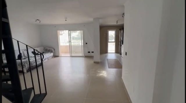 Penthouse à vendre à Santa Eulalia / Santa Eularia avec garage - 1 150 000 € (Ref: 10081090)