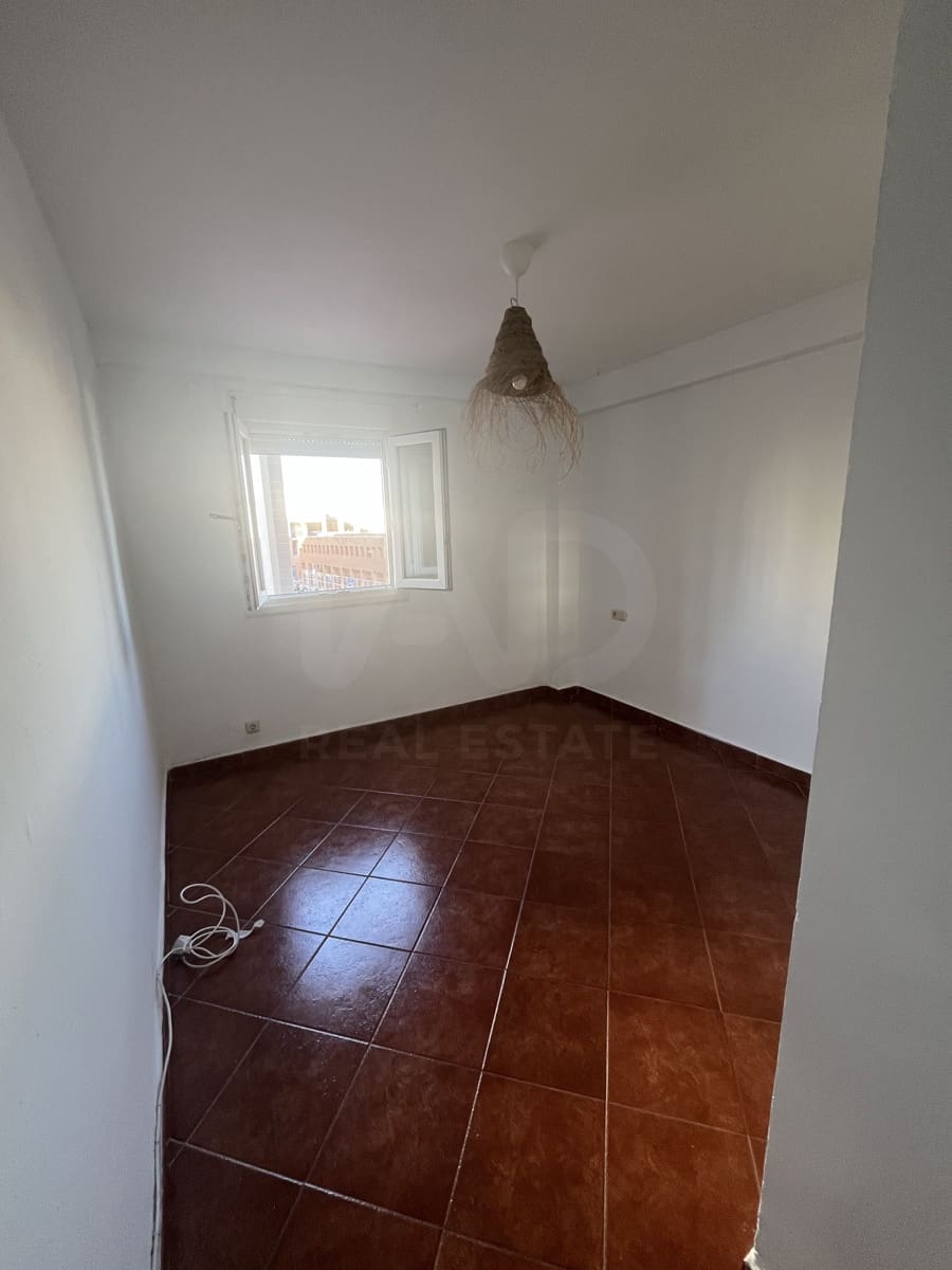 3 soveværelse Lejlighed til salg i Malaga by - € 349.000 (Ref: 10081091)