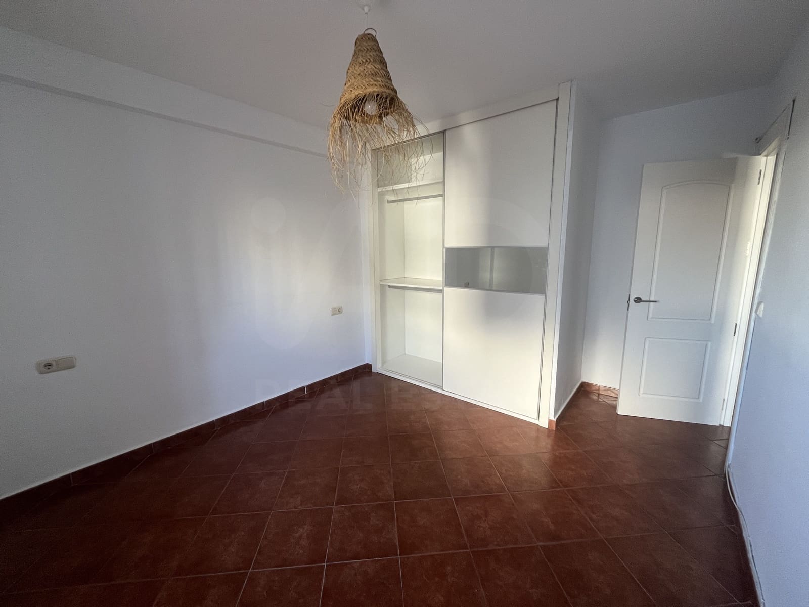 3 soveværelse Lejlighed til salg i Malaga by - € 349.000 (Ref: 10081091)