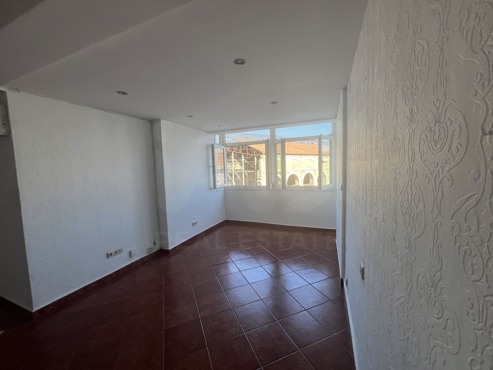 3 soveværelse Lejlighed til salg i Malaga by - € 349.000 (Ref: 10081091)